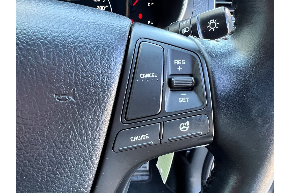 2014 Kia Sorento SLi XM