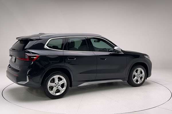 2022 BMW X1 sDrive18i U11 thumb-7