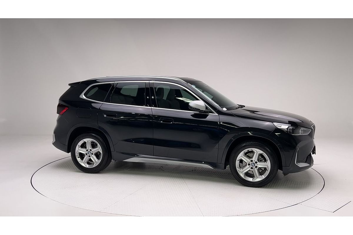 2022 BMW X1 sDrive18i U11
