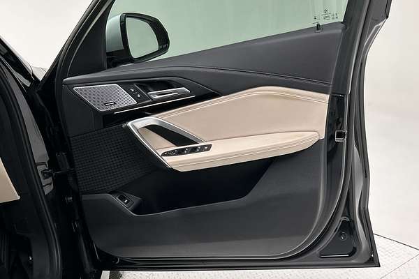 2022 BMW X1 sDrive18i U11 thumb-18