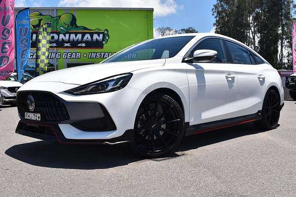 2024 MG MG5 Essence