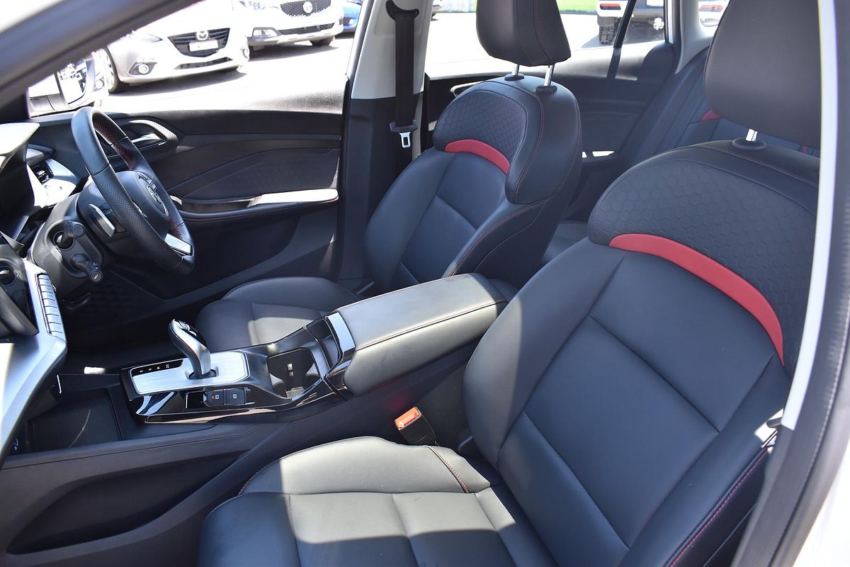 2024 MG MG5 Essence