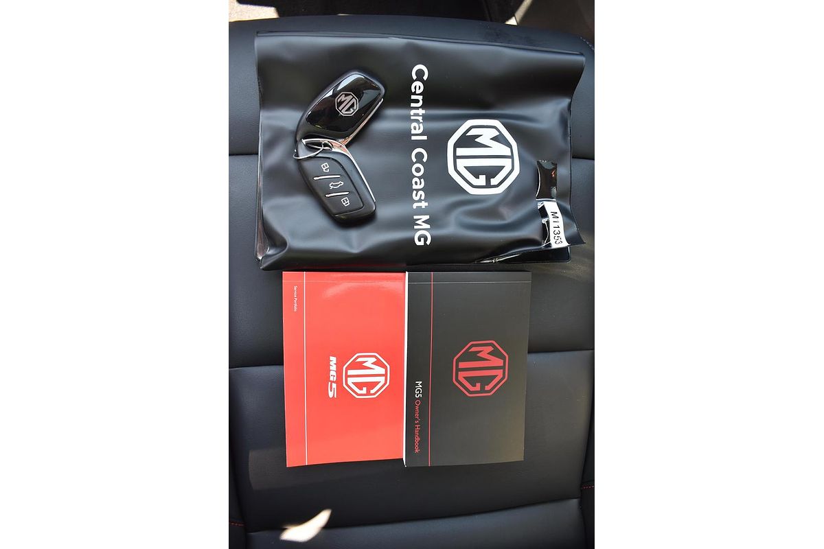 2024 MG MG5 Essence