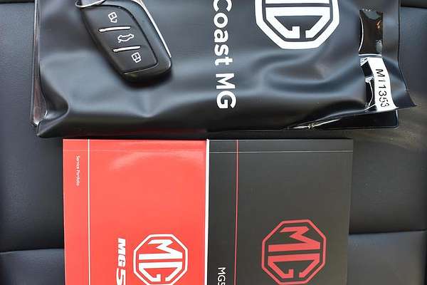 2024 MG MG5 Essence