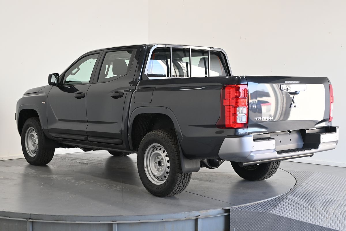2024 Mitsubishi Triton GLX MV 4X4