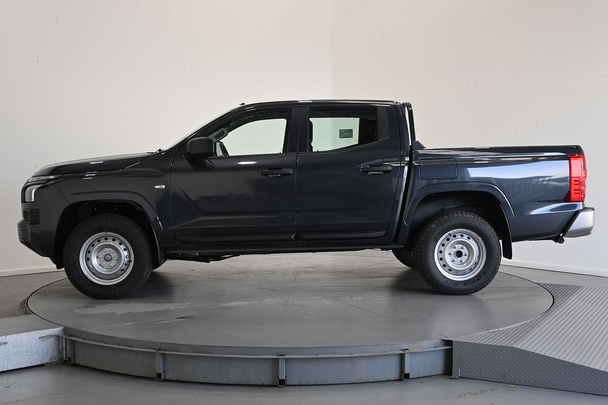 2024 Mitsubishi Triton GLX MV 4X4