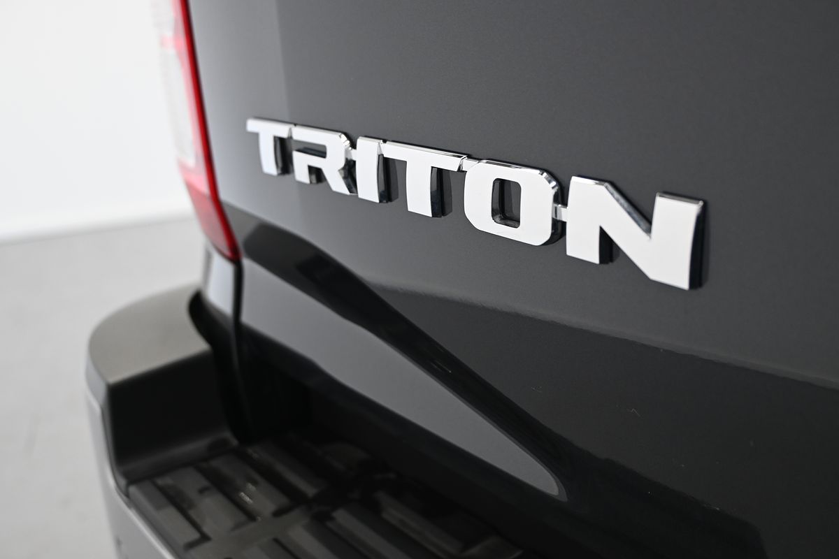 2024 Mitsubishi Triton GLX MV 4X4