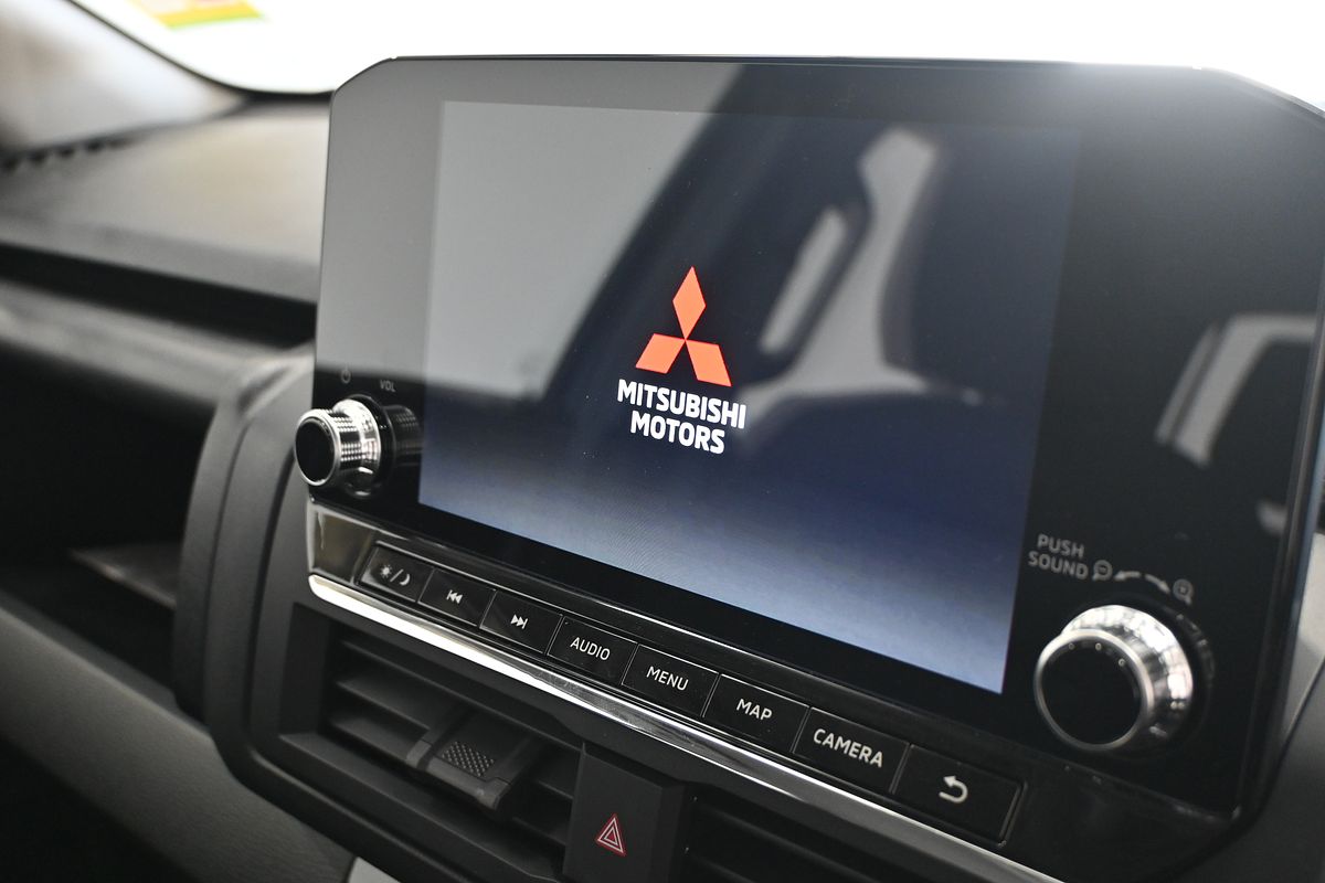 2024 Mitsubishi Triton GLX MV 4X4