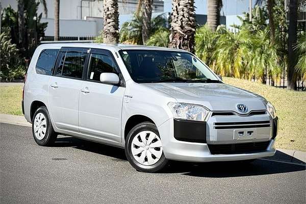 2019 Toyota Probox Hybrid DX comfort NHP160