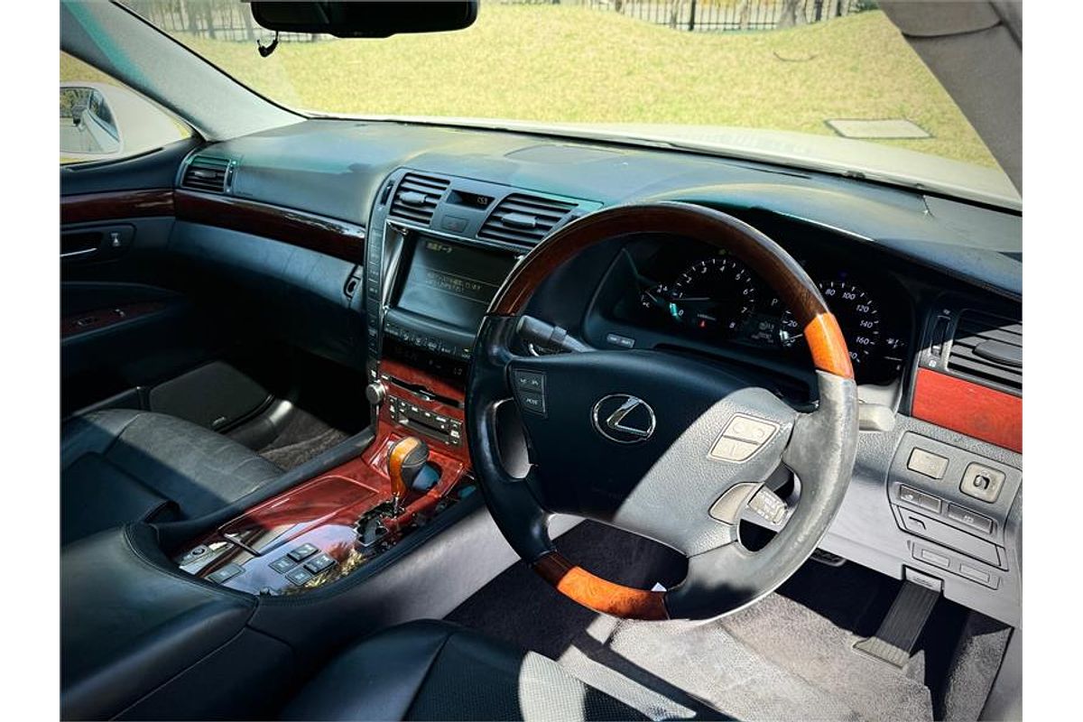 2006 Lexus LS LS460 USF40R