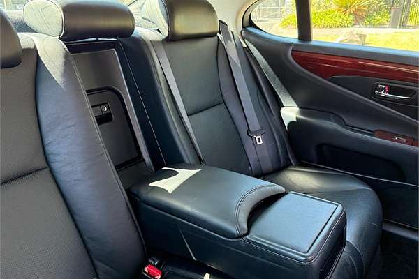 2006 Lexus LS LS460 USF40R