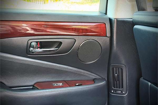 2006 Lexus LS LS460 USF40R