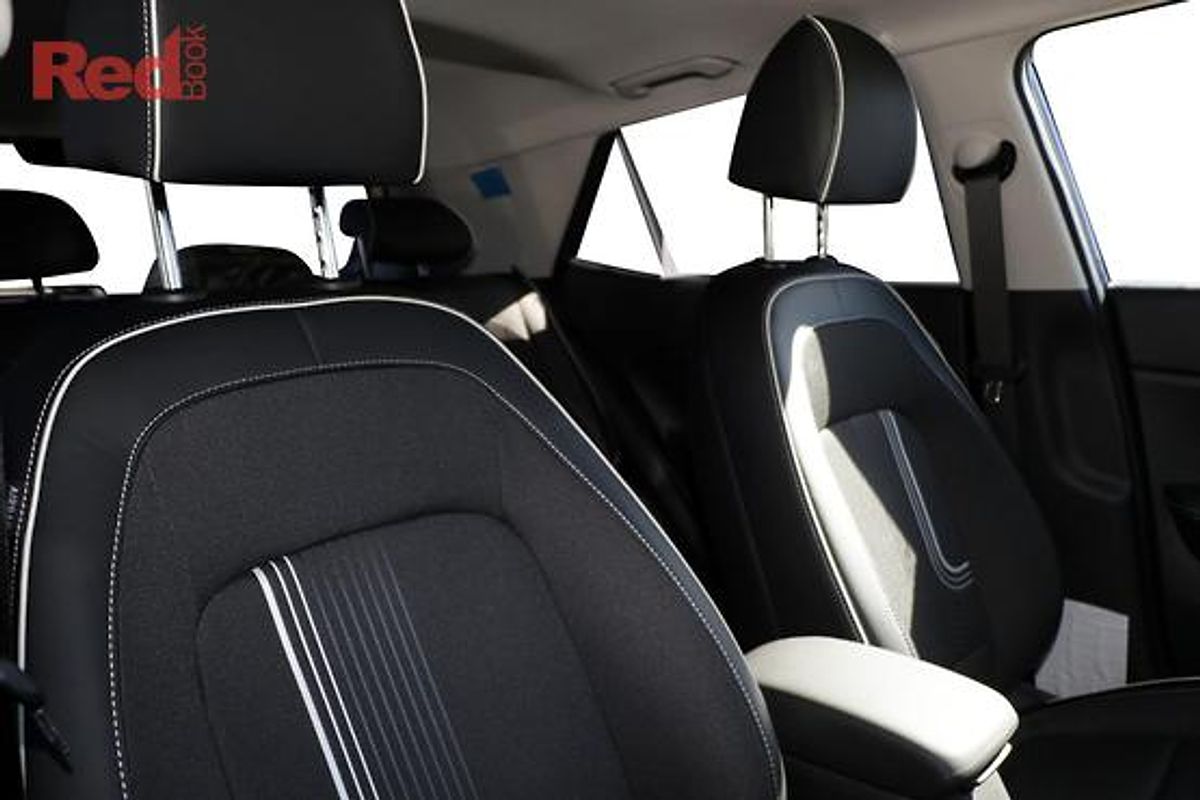 2025 Hyundai Venue Elite QX.V5