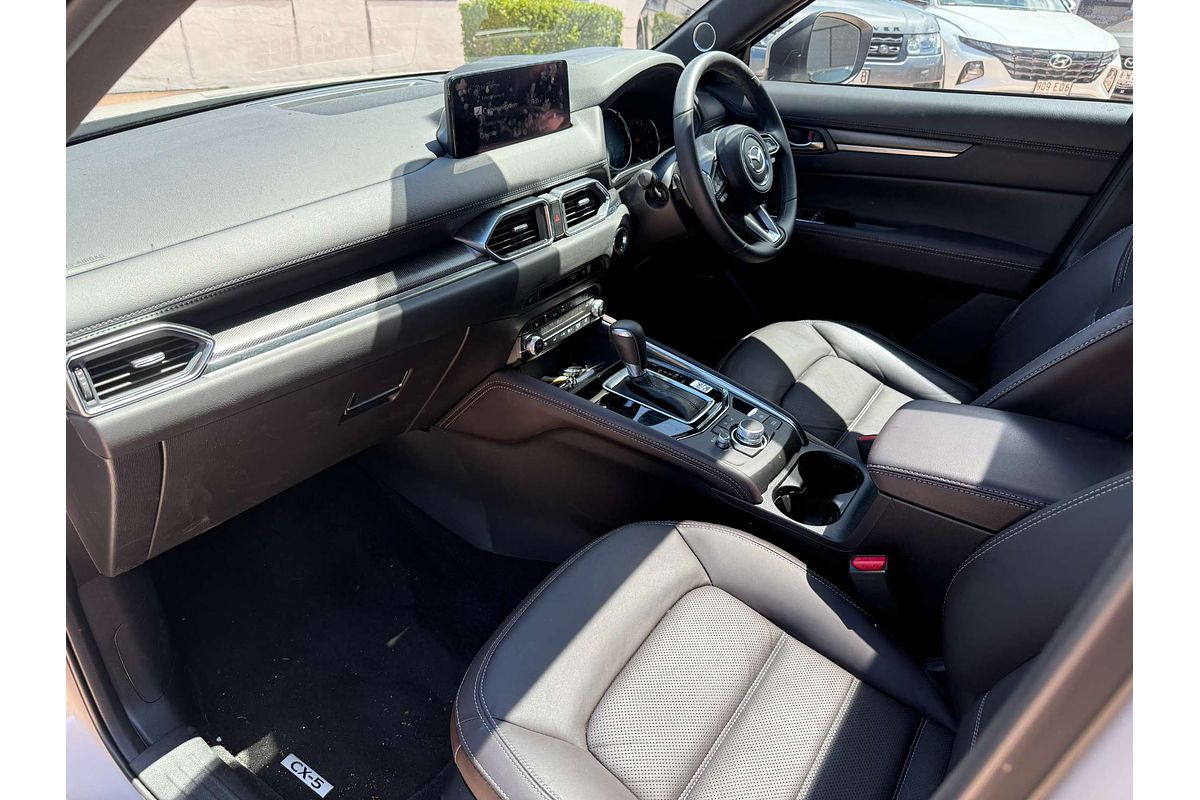 2024 Mazda CX-5 G25 Akera KF Series