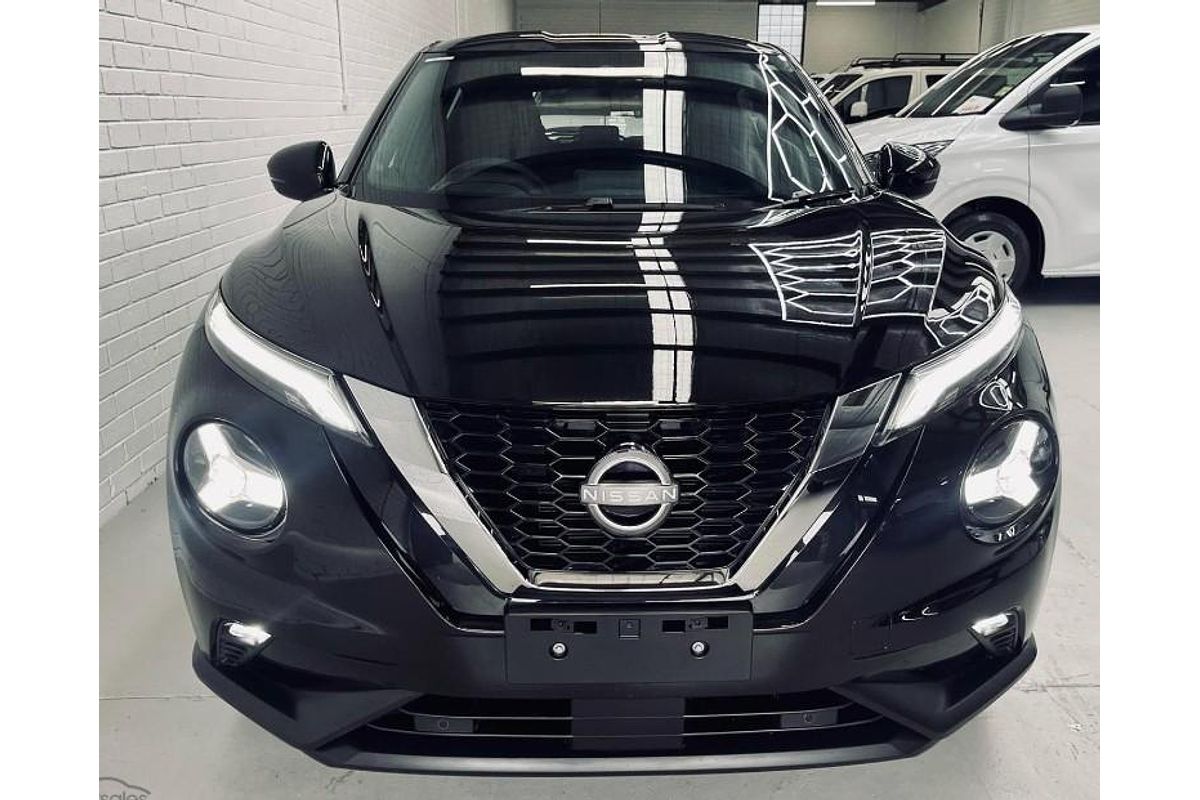2024 Nissan JUKE ST+ F16
