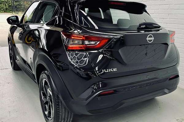 2024 Nissan JUKE ST+ F16
