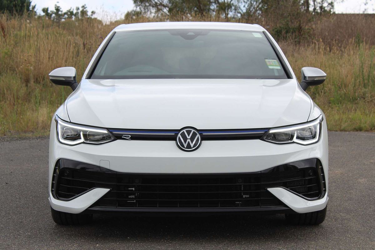 2024 Volkswagen Golf R 8