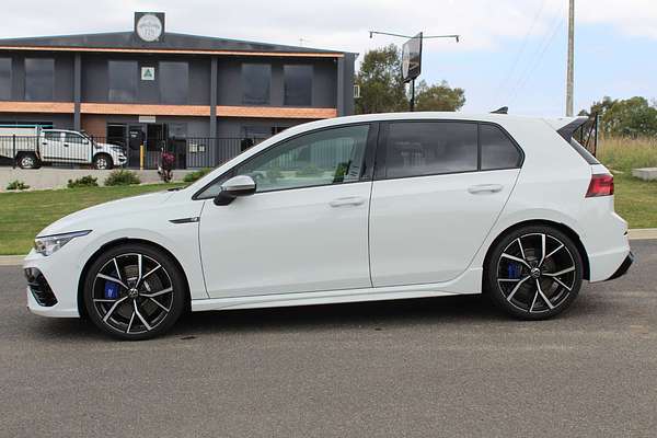 2024 Volkswagen Golf R 8