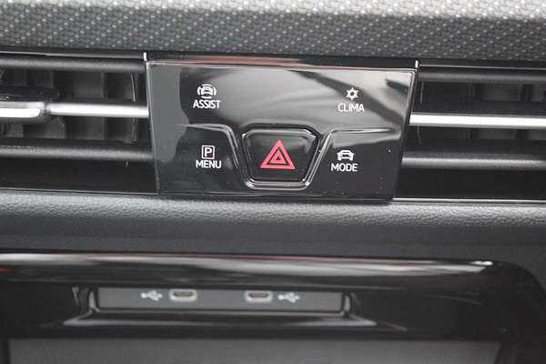 2024 Volkswagen Golf R 8