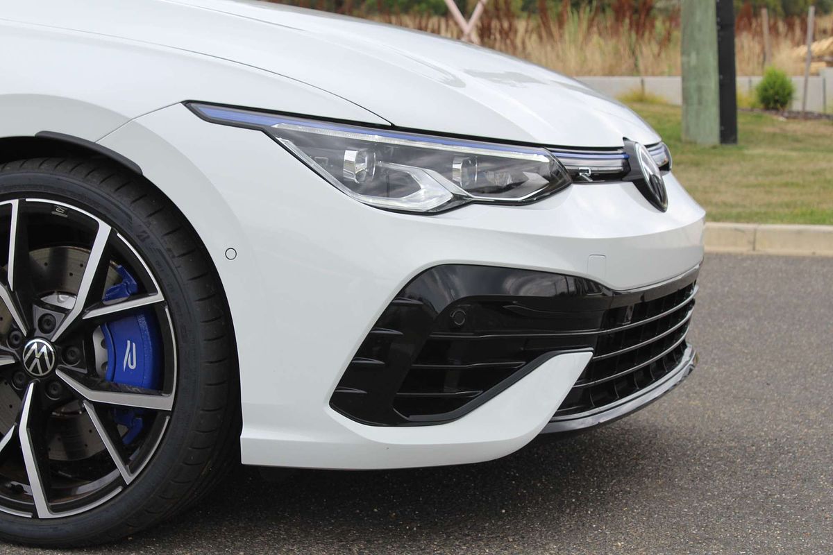 2024 Volkswagen Golf R 8