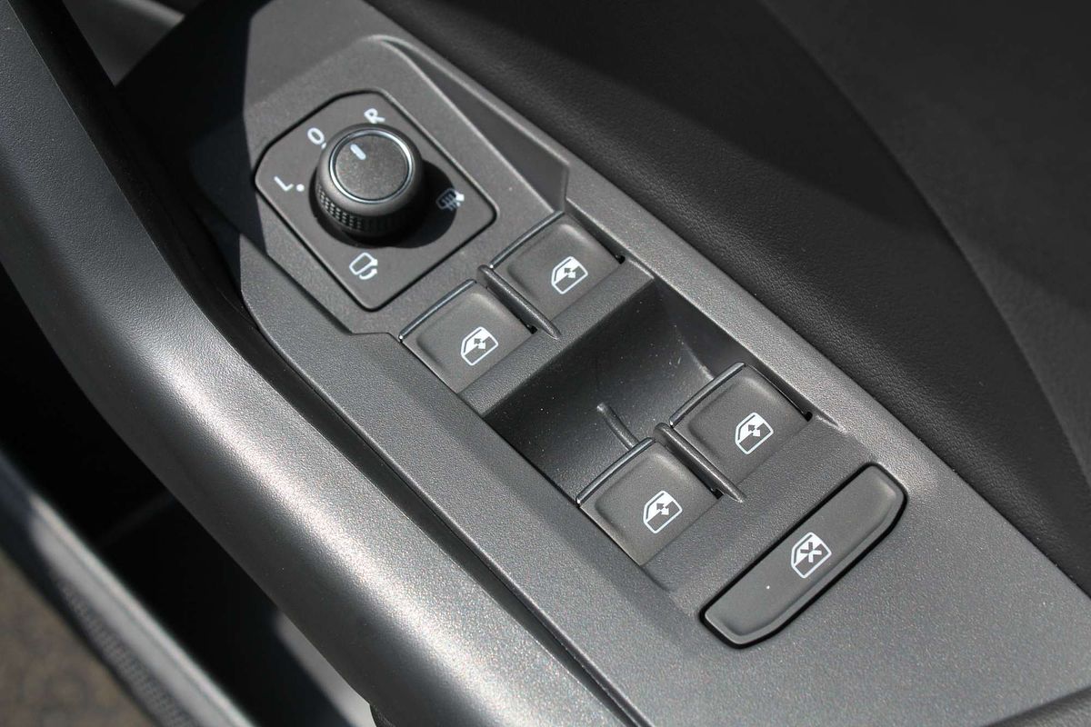 2024 Volkswagen T-Cross 85TSI R-Line D31