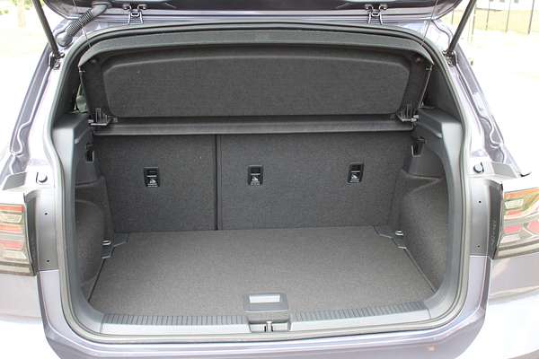 2024 Volkswagen T-Cross 85TSI R-Line D31