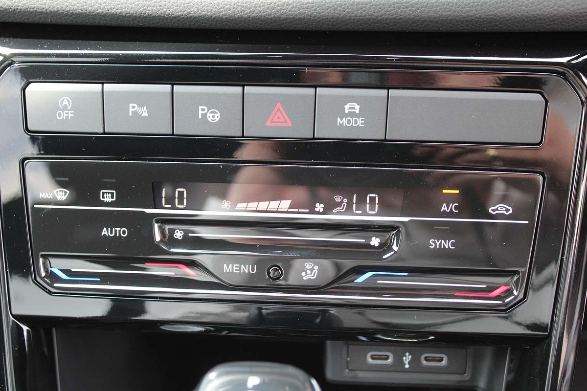 2024 Volkswagen T-Cross 85TSI R-Line D31