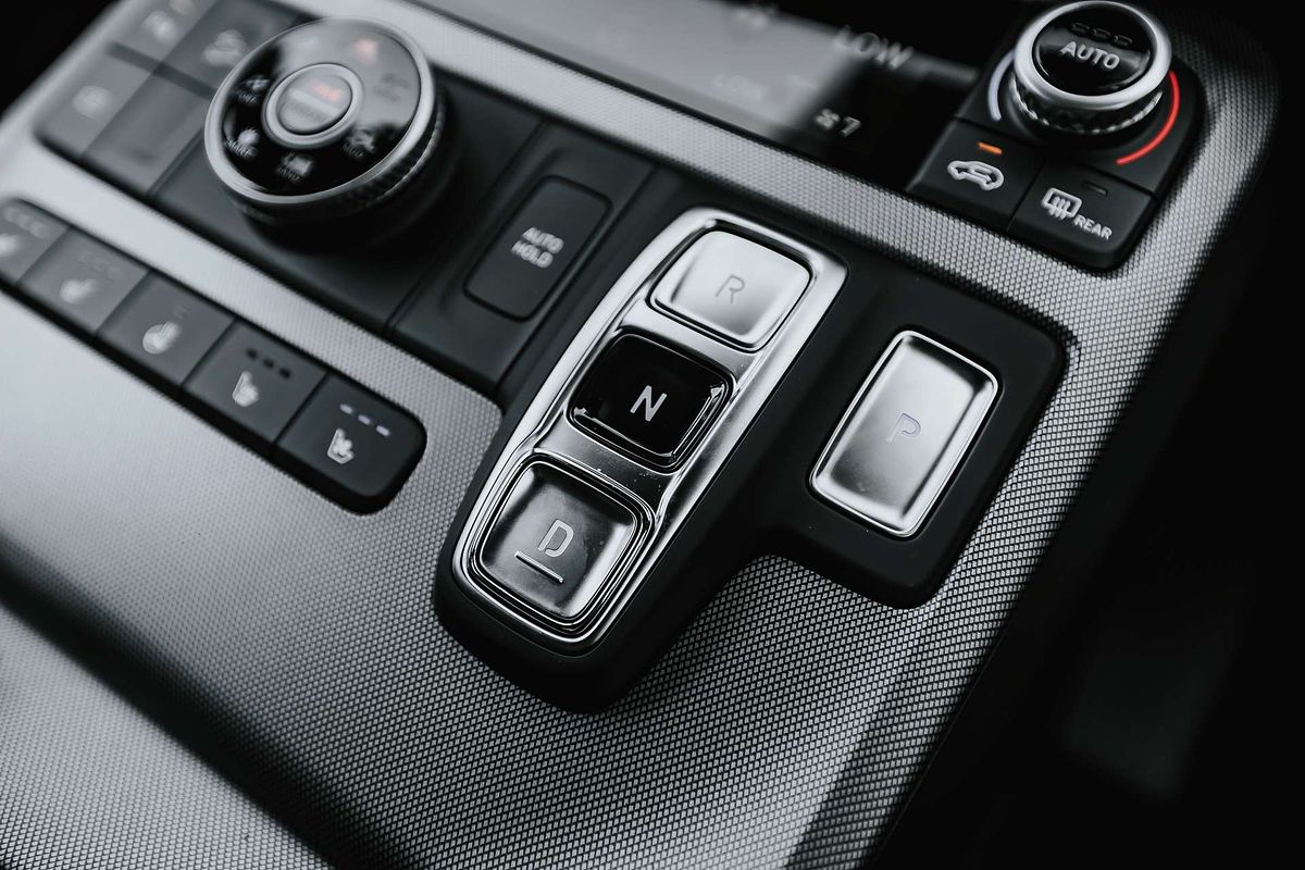 2024 Hyundai Palisade Calligraphy Black Ink LX2.V5