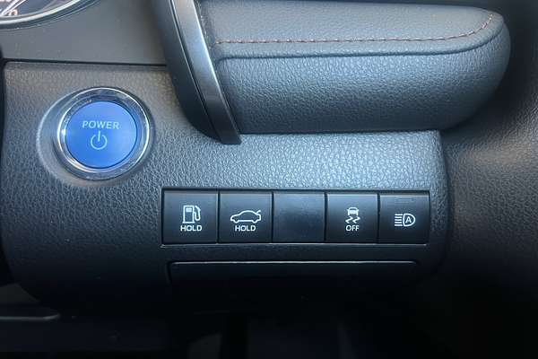 2019 Toyota Camry Ascent Sport AXVH71R