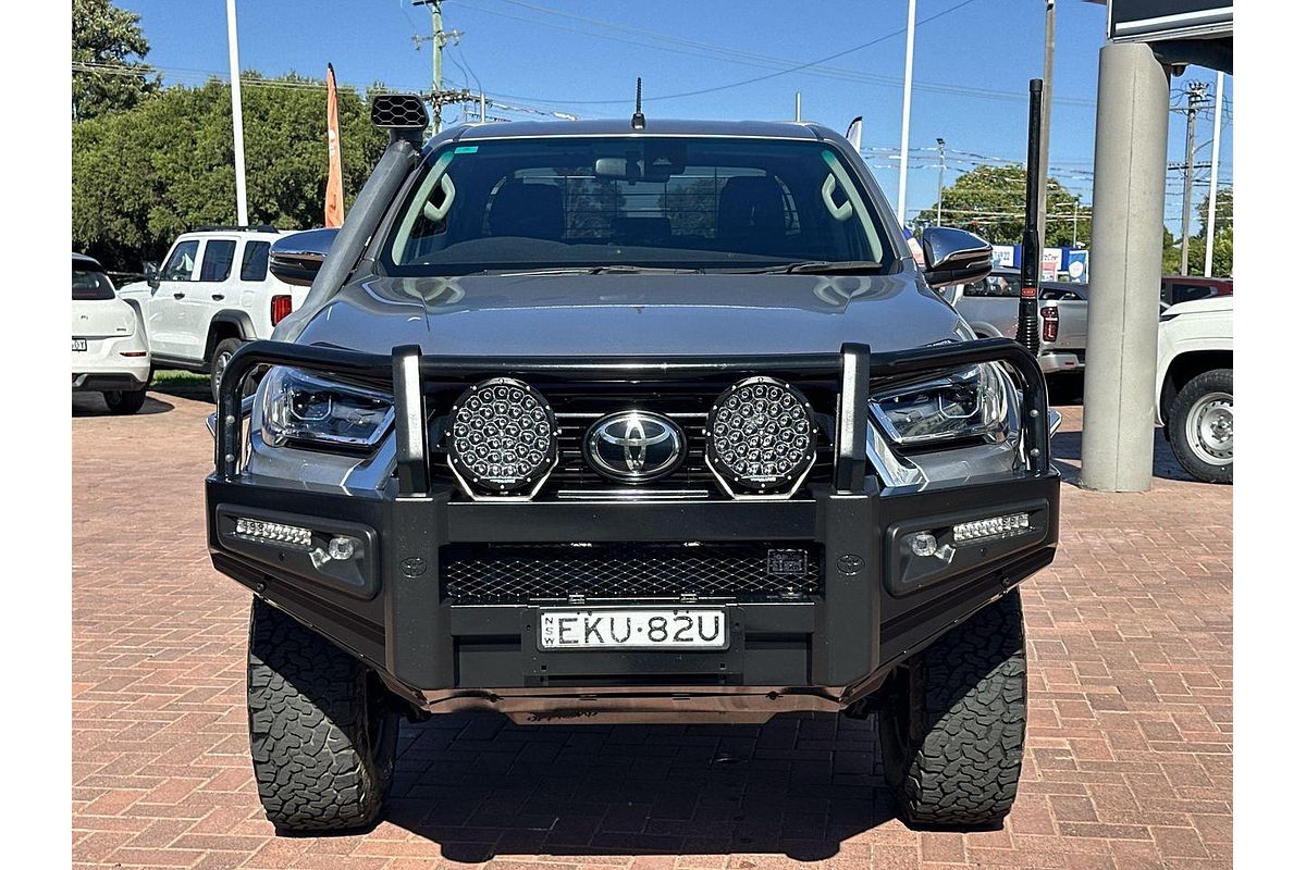 2020 Toyota Hilux SR5 GUN126R 4X4