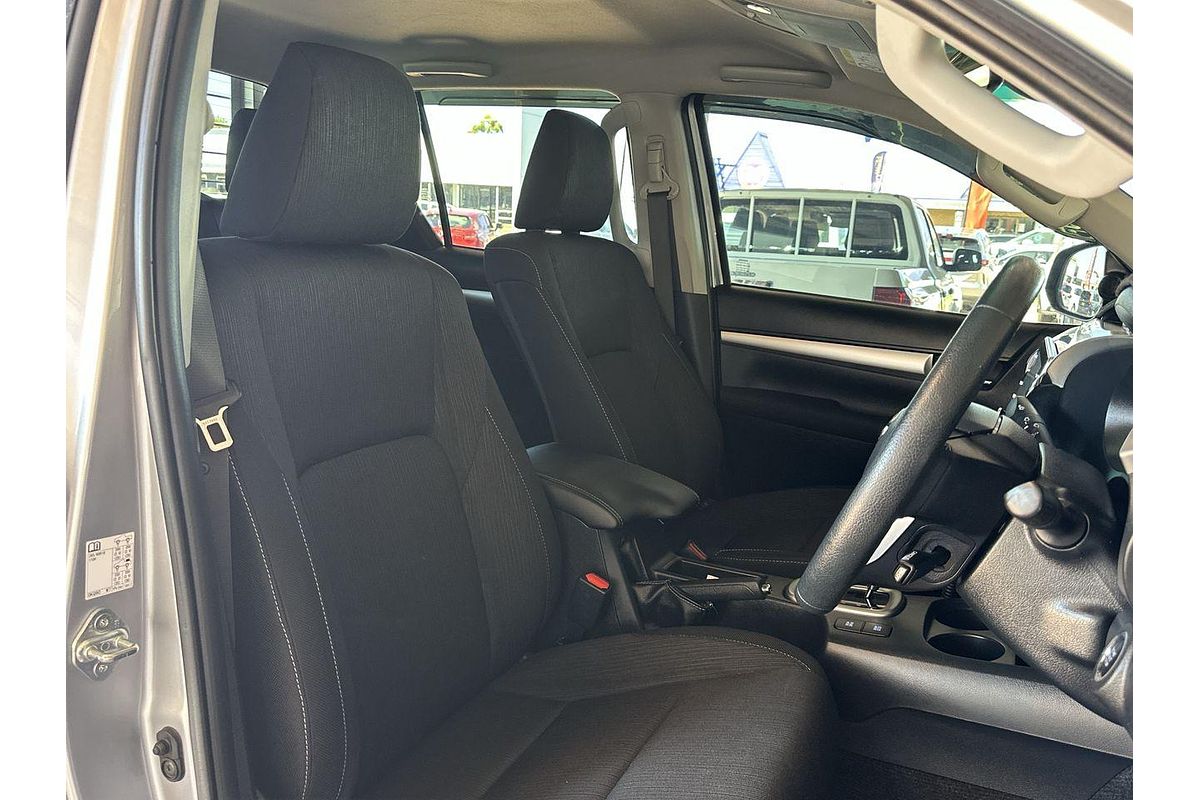 2020 Toyota Hilux SR5 GUN126R 4X4