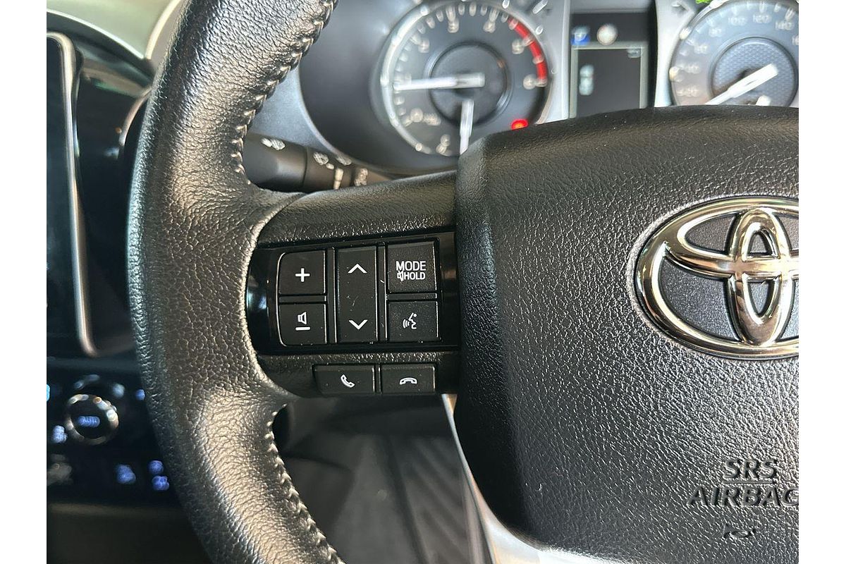2020 Toyota Hilux SR5 GUN126R 4X4