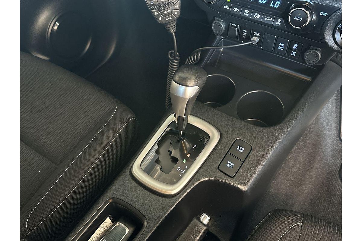2020 Toyota Hilux SR5 GUN126R 4X4