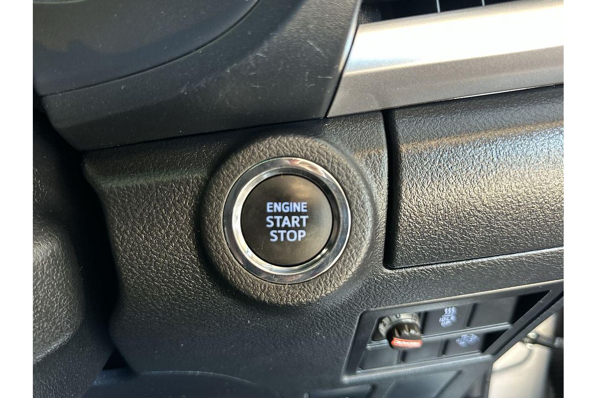 2020 Toyota Hilux SR5 GUN126R 4X4