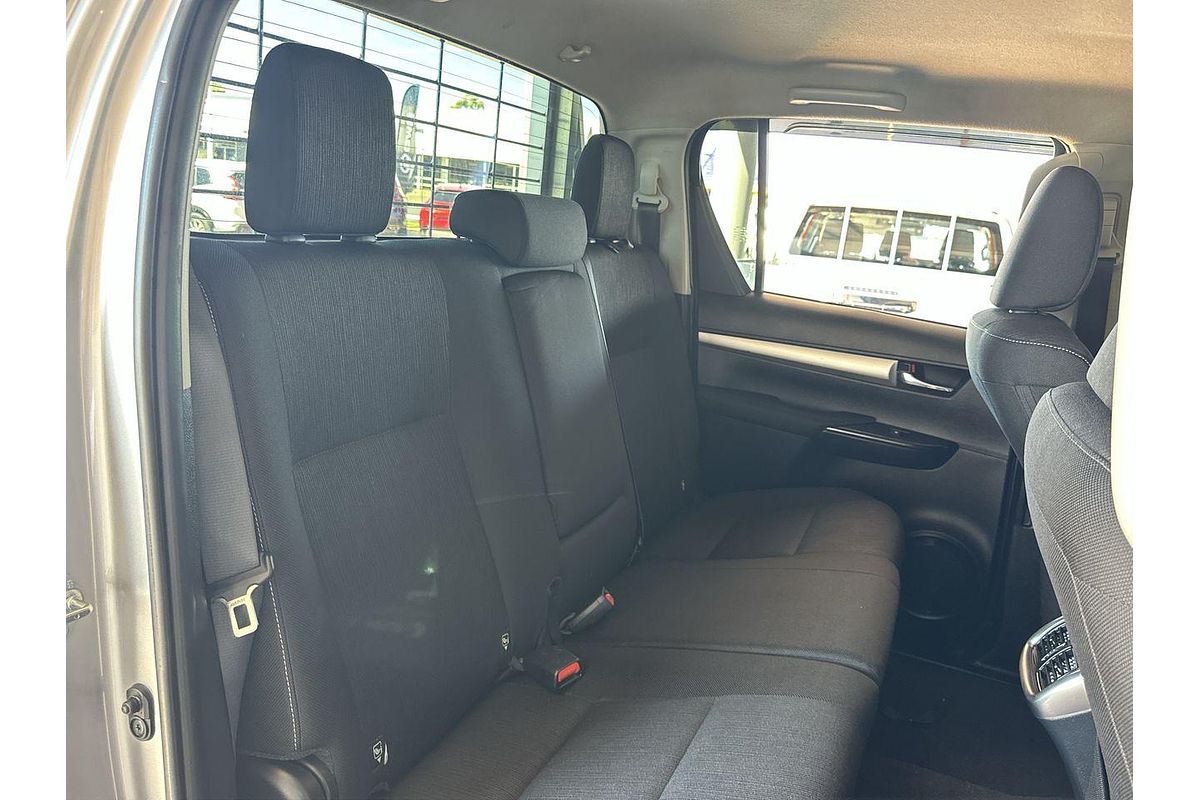 2020 Toyota Hilux SR5 GUN126R 4X4