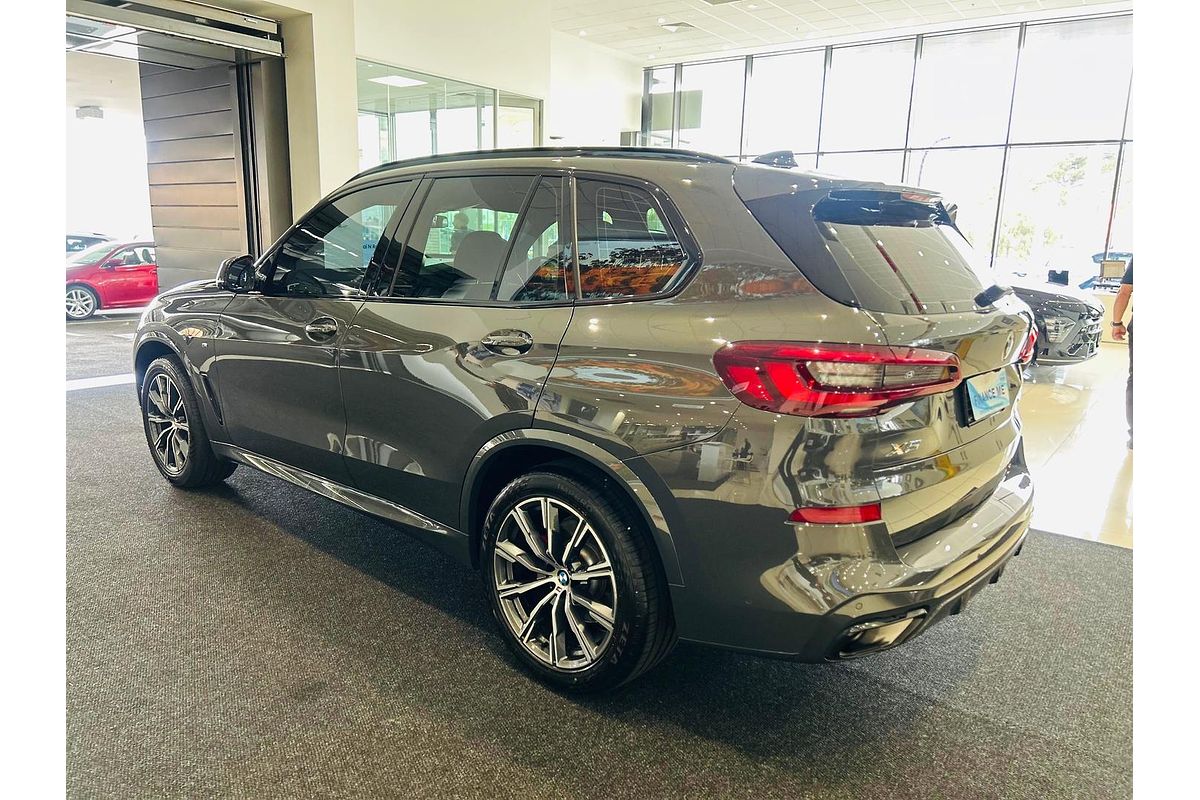 2023 BMW X5 xDrive30d M Sport G05