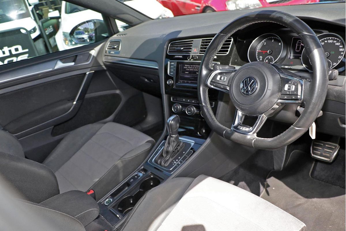 2014 Volkswagen Golf 110TDI Highline 7