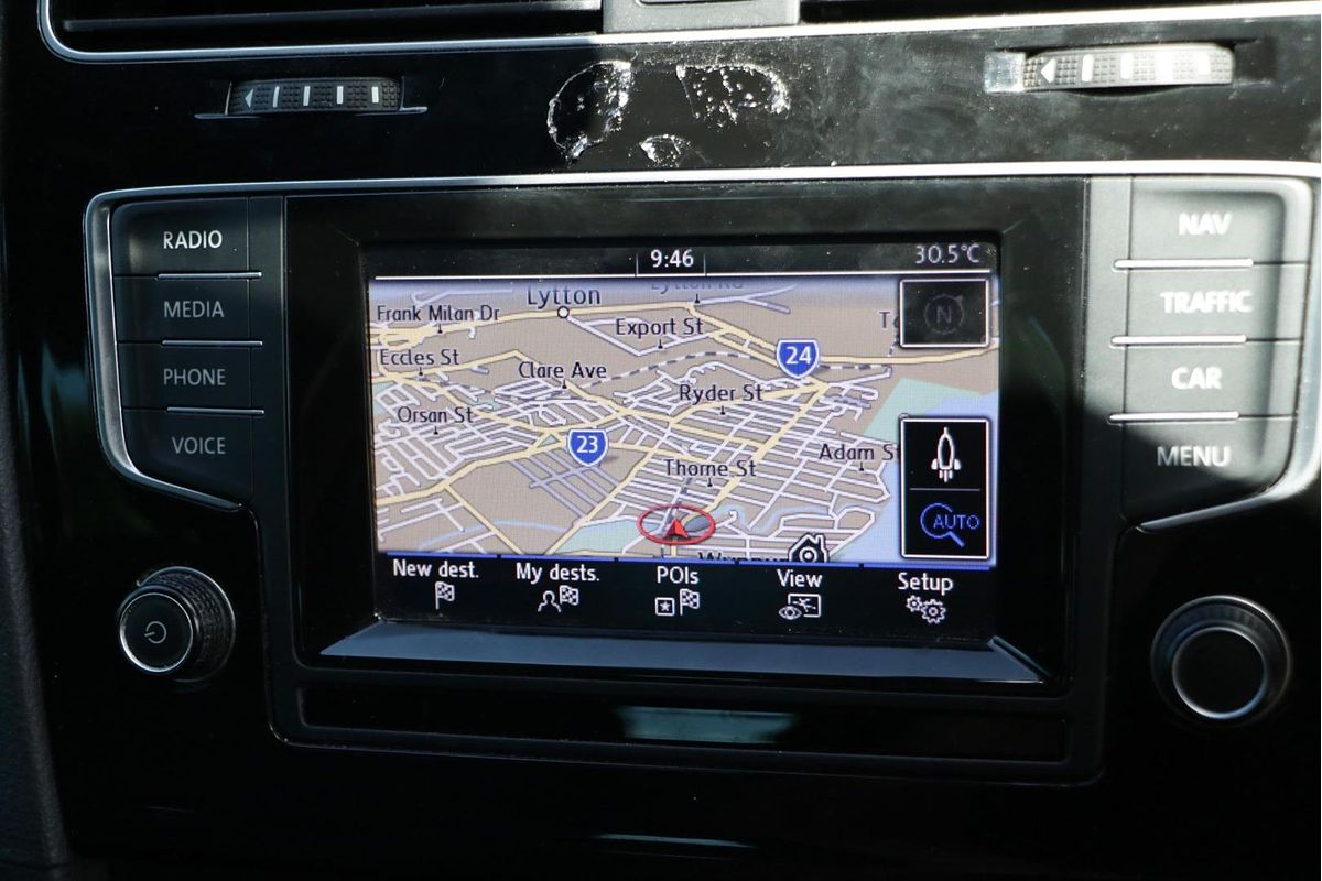 2014 Volkswagen Golf 110TDI Highline 7