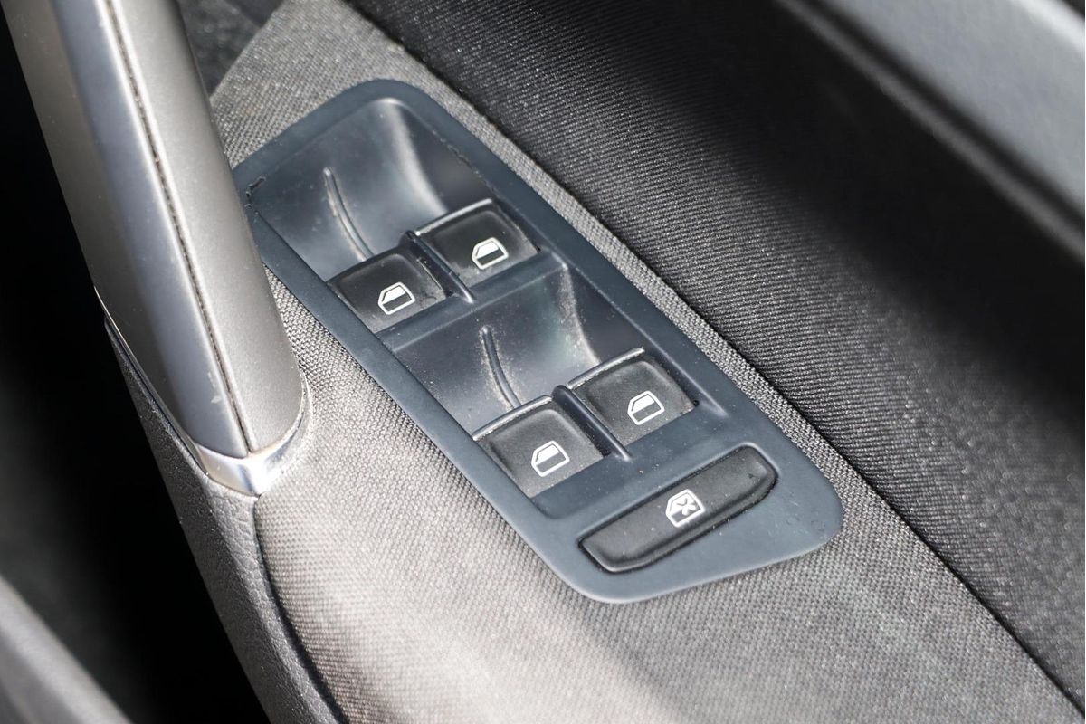 2014 Volkswagen Golf 110TDI Highline 7