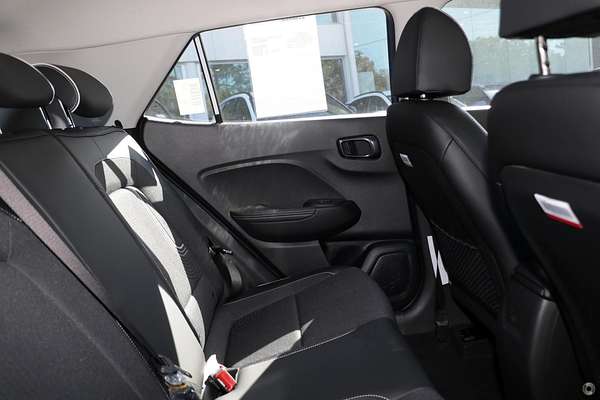 2024 Hyundai Venue Active QX.V5