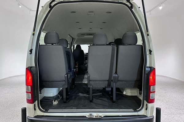 2018 Toyota Hiace Commuter TRH223R