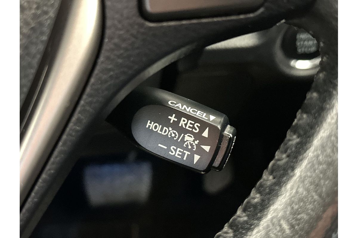 2018 Toyota RAV4 Cruiser ASA44R