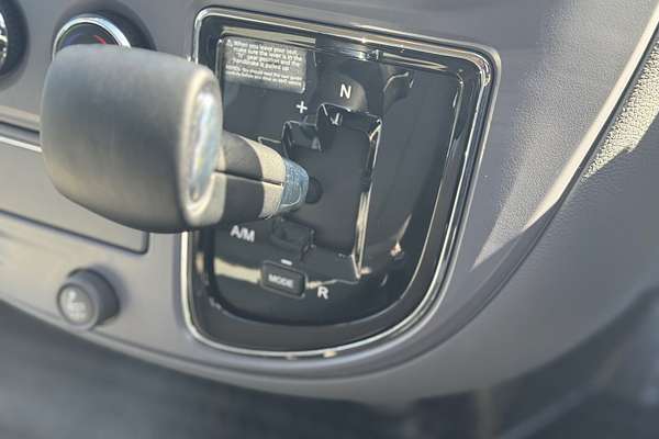2023 LDV V80 LWB