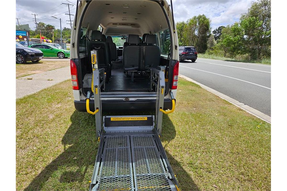 2011 Toyota Hiace Commuter KDH223R