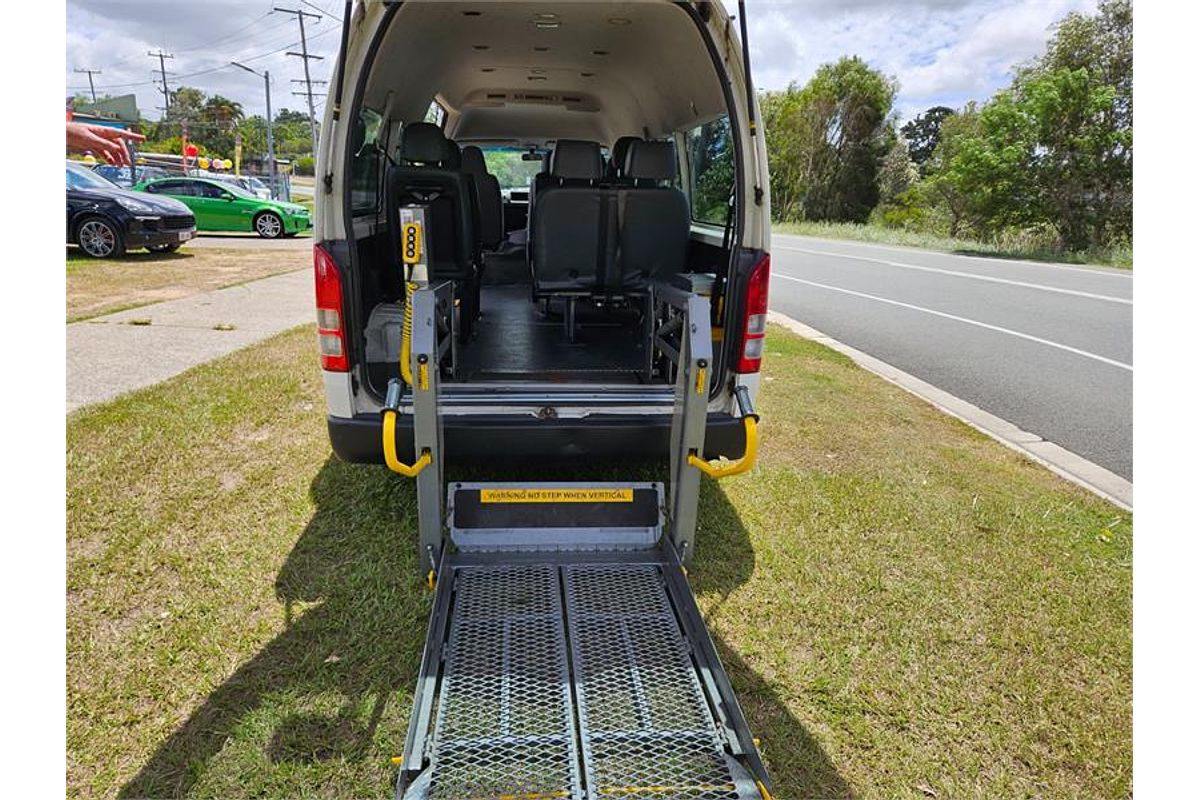 2011 Toyota Hiace Commuter KDH223R