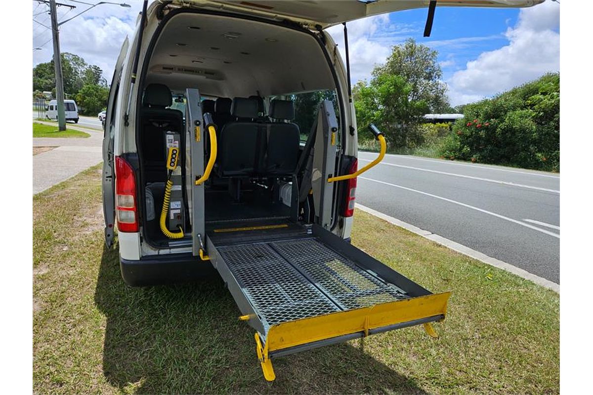 2011 Toyota Hiace Commuter KDH223R