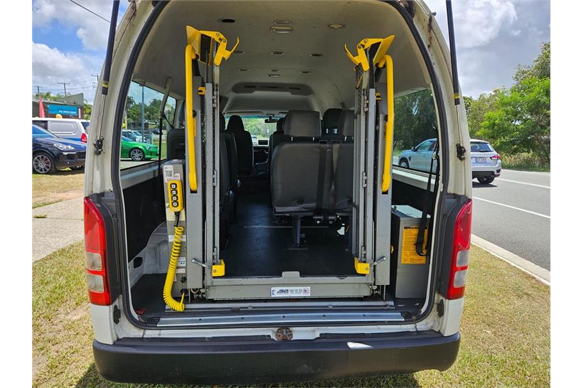 2011 Toyota Hiace Commuter KDH223R