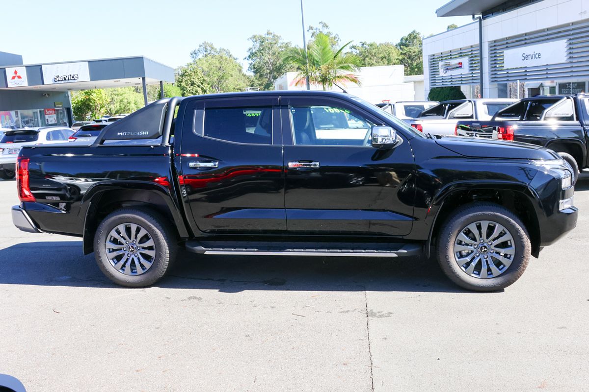 2024 Mitsubishi Triton GLS MV 4X4