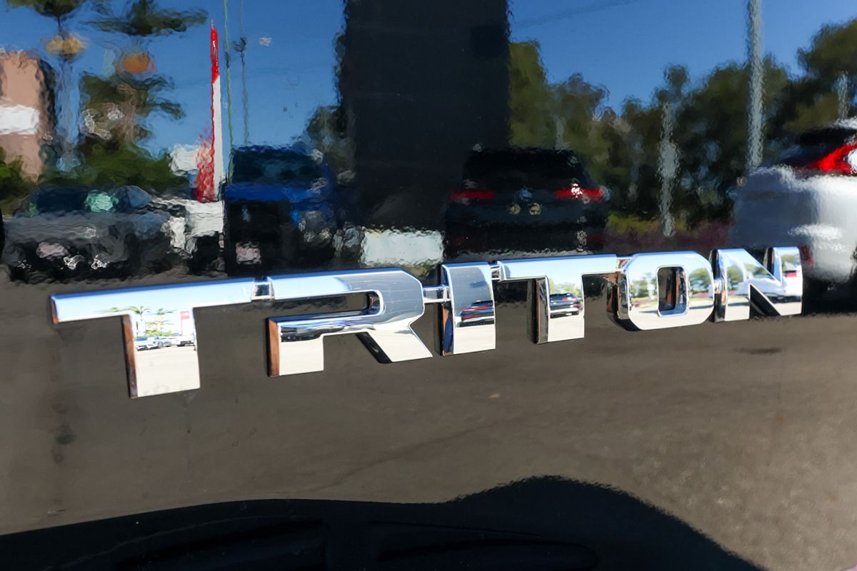 2024 Mitsubishi Triton GLS MV 4X4