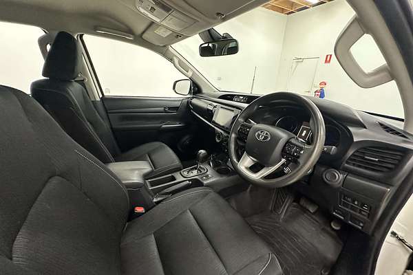 2019 Toyota Hilux SR GUN126R 4X4
